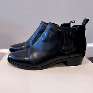Michael Kors short booties in size 6